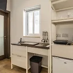 44 With Twin Beds & Kitchenette At The New Olo Living