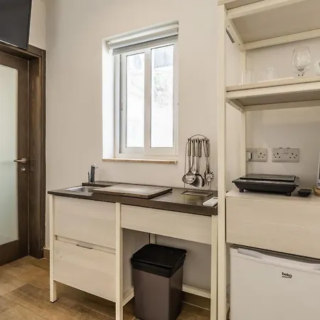 44 With Twin Beds & Kitchenette At The New Olo Living