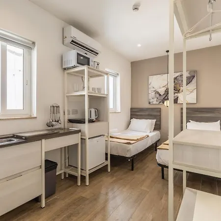 44 With Twin Beds & Kitchenette At The New Olo Living *