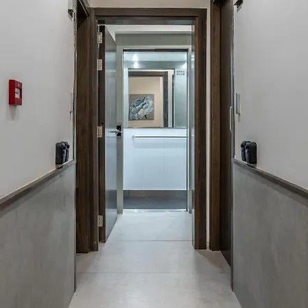 44 With Twin Beds & Kitchenette At The New Olo Living