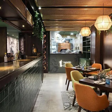 44 With Twin Beds & Kitchenette At The New Olo Living 3*