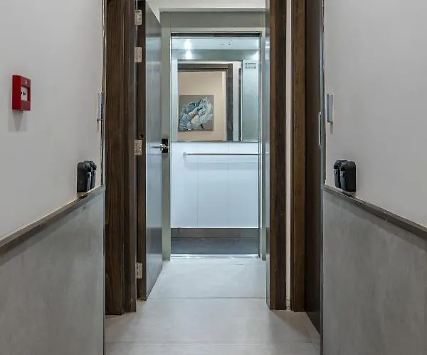 44 With Twin Beds & Kitchenette At The New Olo Living